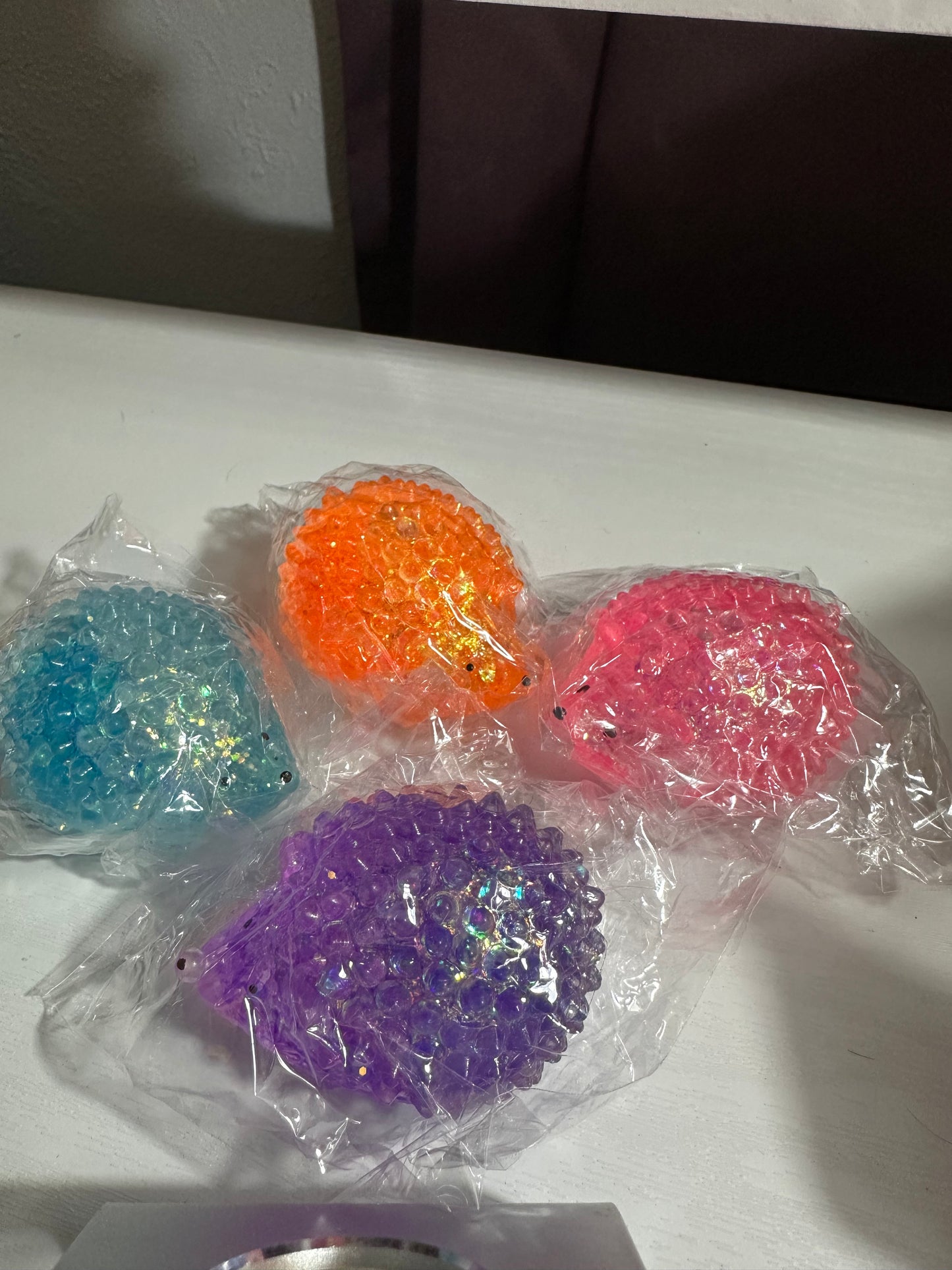 Hedgehog slow rise squishy toy (1 of each color available)