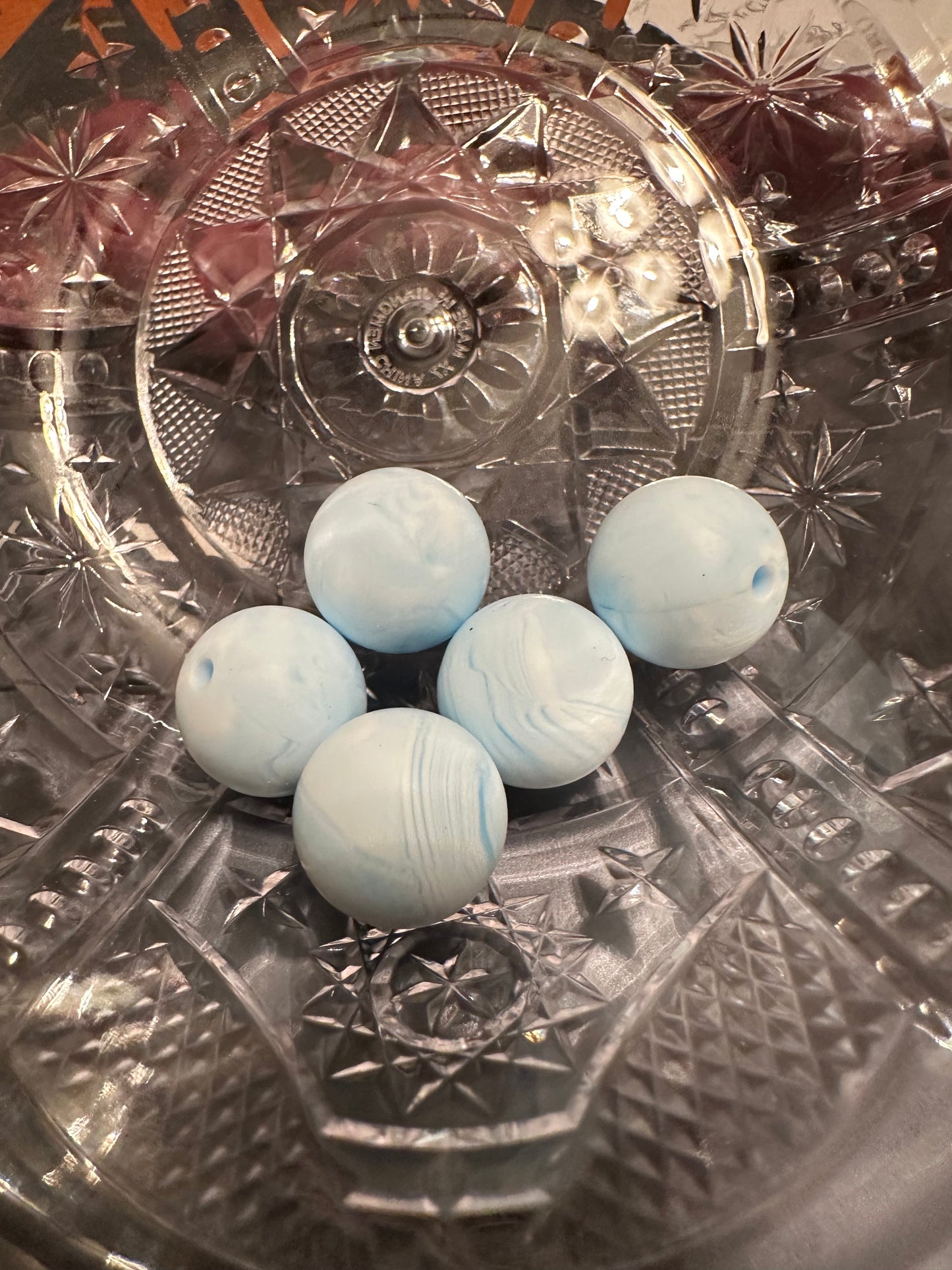 Blue marble 15mm silicone beads 10 pack